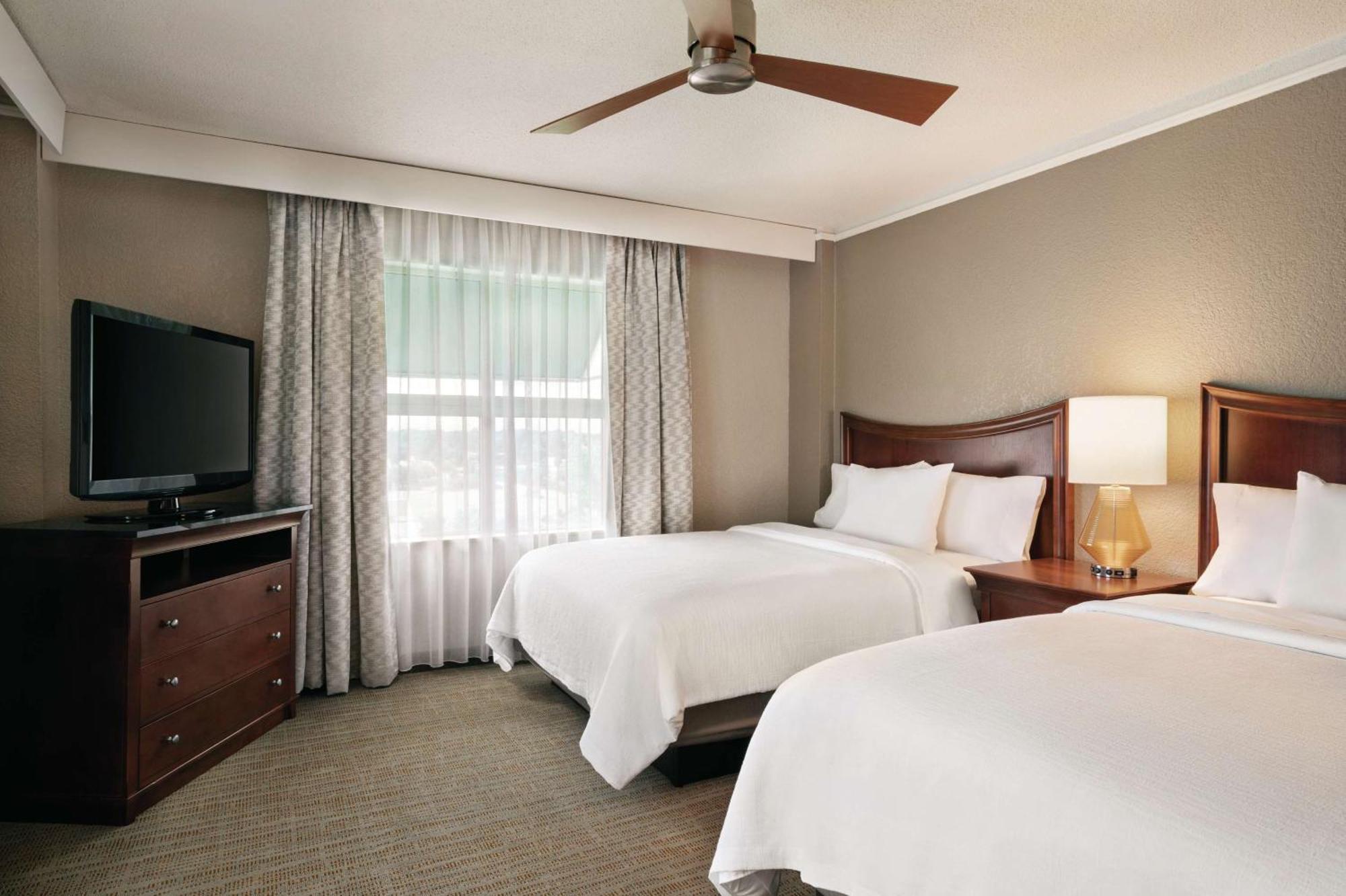 เอมบาสซี สวีท บาย ฮิลตัน บรันส์วิก Hotel บรันสวิก ภายนอก รูปภาพ