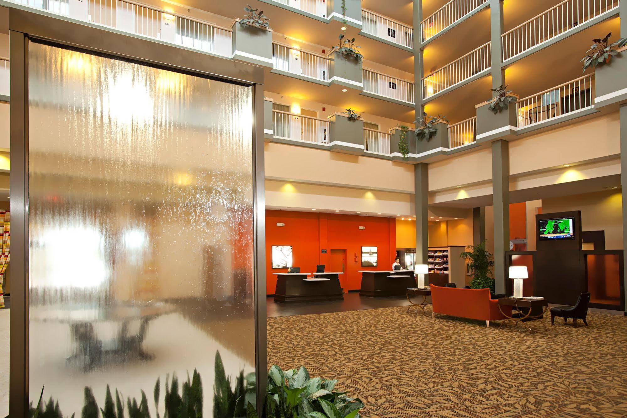 เอมบาสซี สวีท บาย ฮิลตัน บรันส์วิก Hotel บรันสวิก ภายนอก รูปภาพ